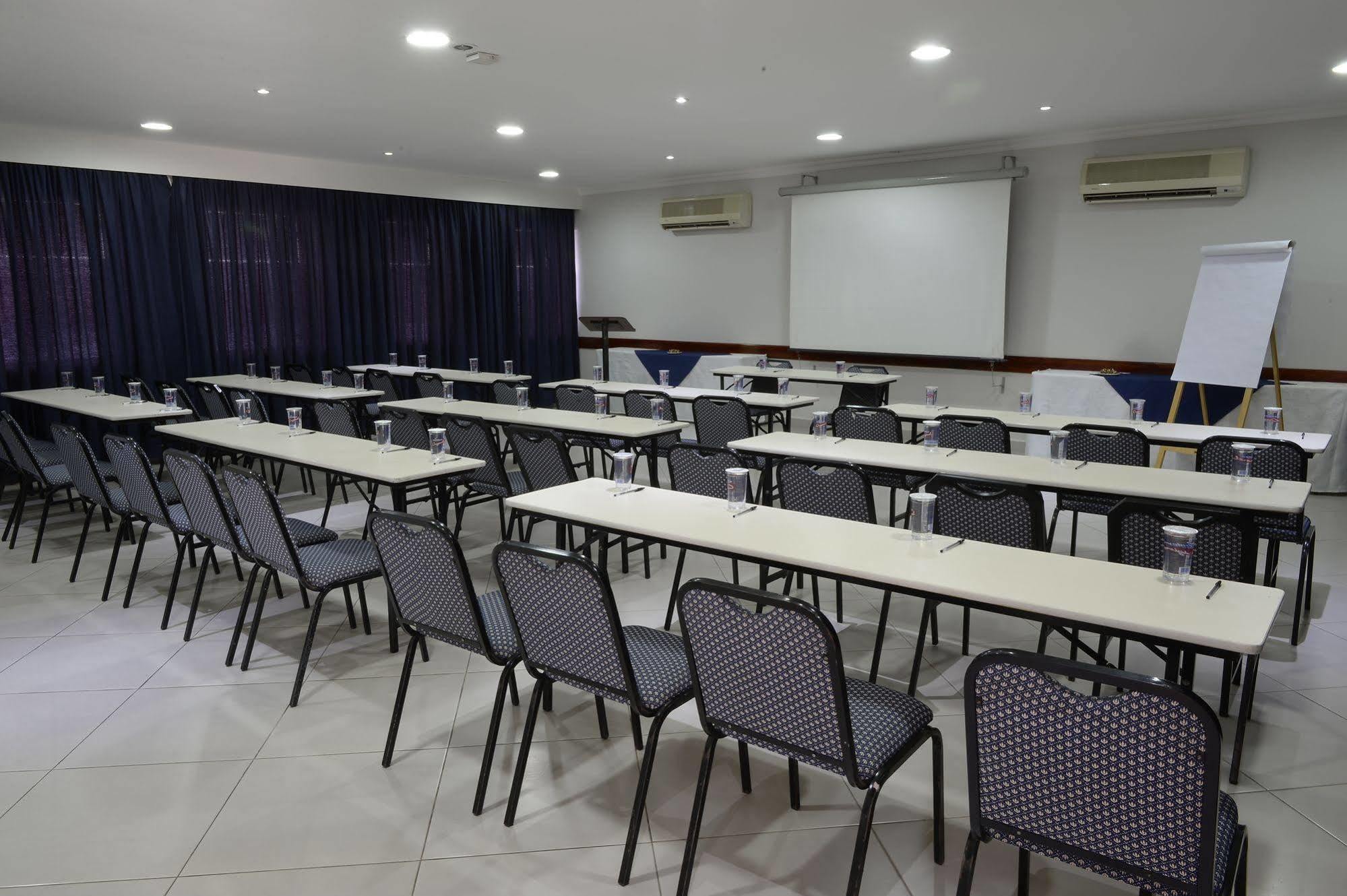 Hotel Colonial Plaza Itu Εξωτερικό φωτογραφία